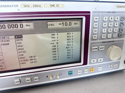 Rohde & Schwarz SME03 Signal Generator – Bild 4