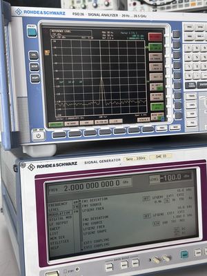 Rohde & Schwarz SME03 Signal Generator – Bild 6